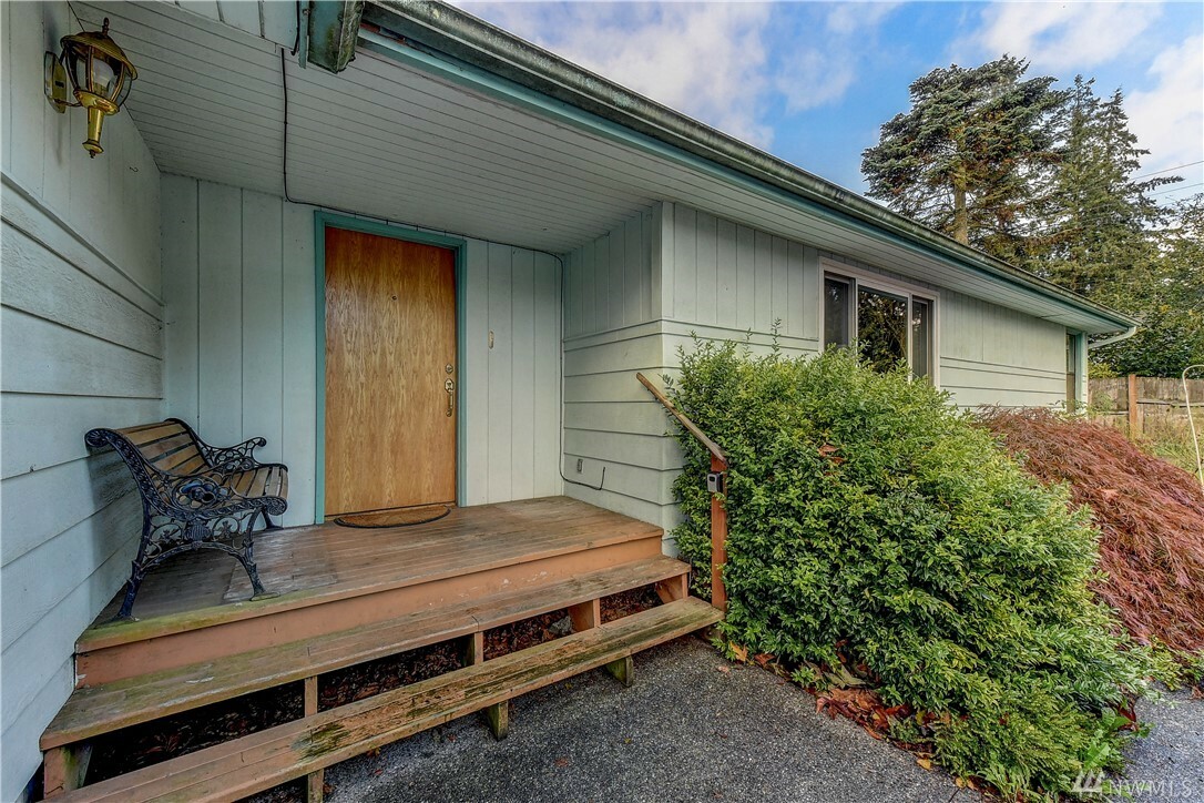 Property Photo:  7808 220th St SW  WA 98026 