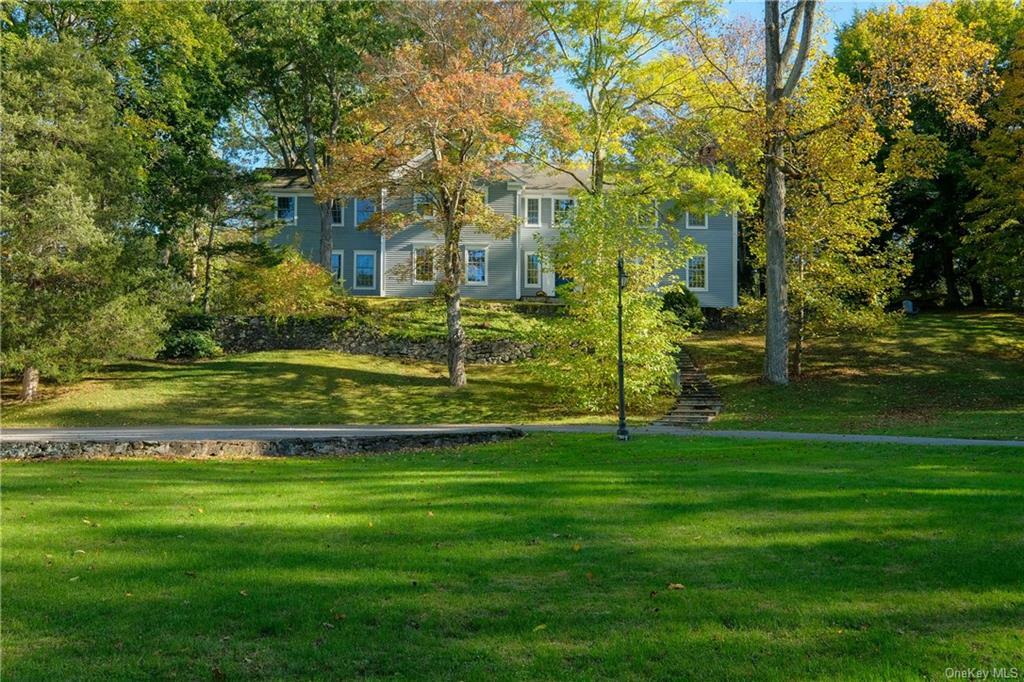 Property Photo:  808 Pinesbridge Road  NY 10562 