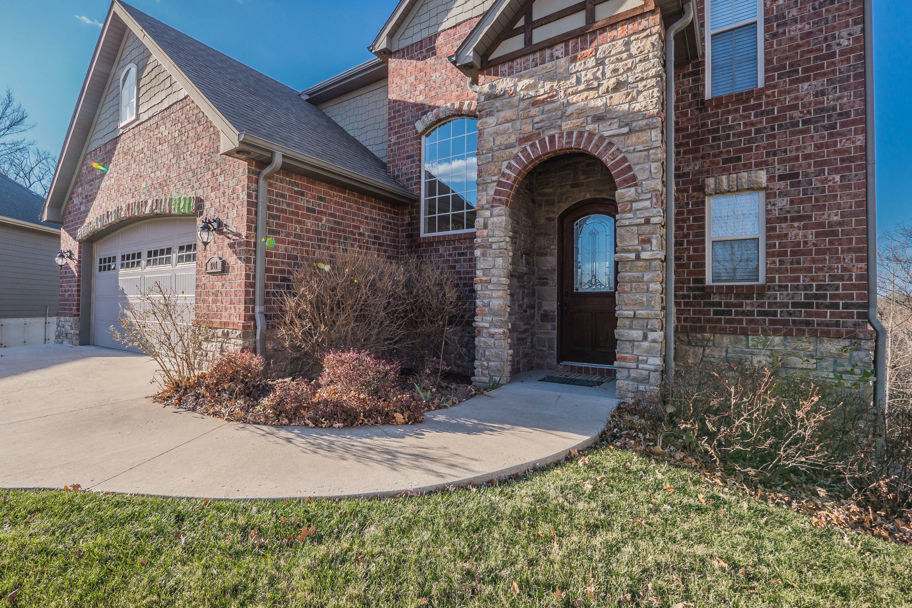 Property Photo:  1701 Madison Park Ct  MO 65203 