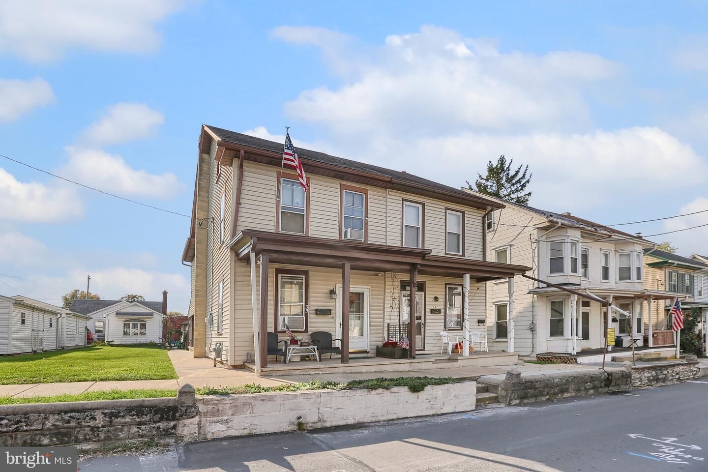 Property Photo: 135 N College Street PA 17078