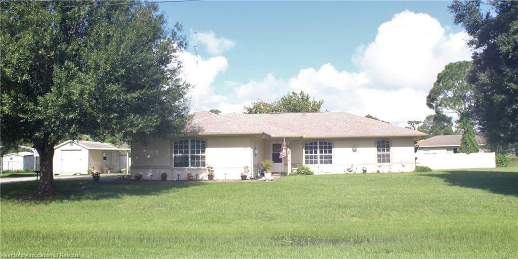 Property Photo:  33047 Grand Prix Drive  FL 33872 