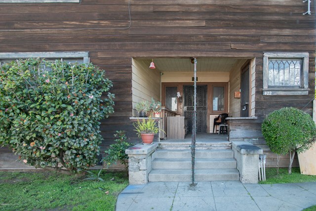 Property Photo:  120 S Avenue 53  CA 90042 