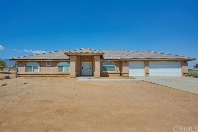 10694 Rochester Road  Phelan CA 92371 photo