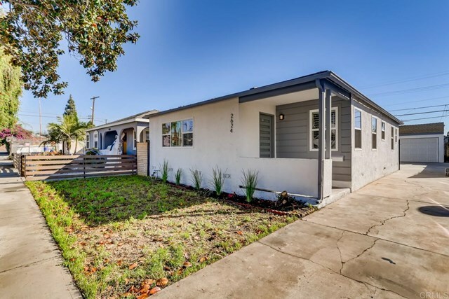 Property Photo:  2624 S Spaulding Avenue  CA 90016 