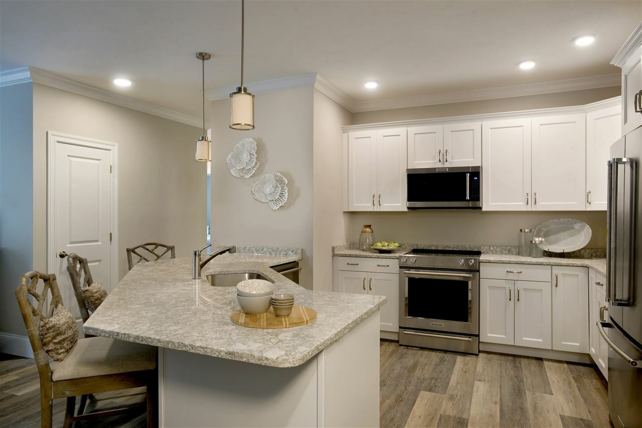 Property Photo:  2 Henry David Drive 105  NH 03062 