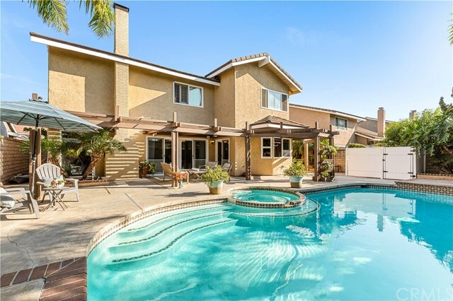 Property Photo: 18201 Fieldbury Lane CA 92648