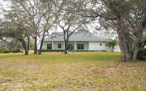 Property Photo:  2006 Van Pelt Road  FL 33870 