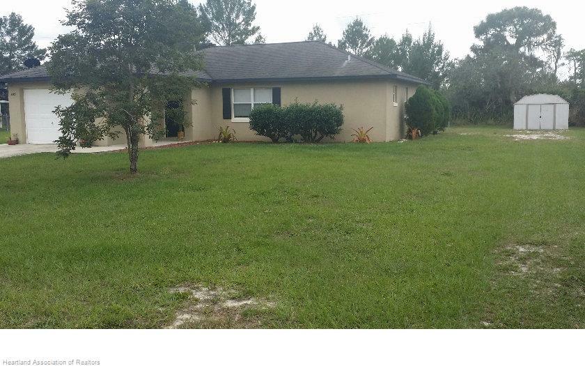 Property Photo:  2005 Andalusia Street  FL 33875 