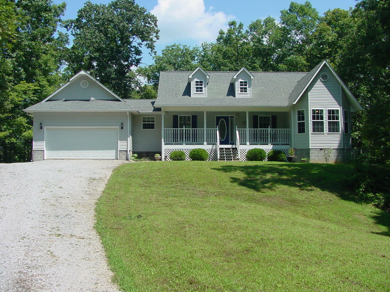 Property Photo:  123 Southlake Drive  TN 37763 