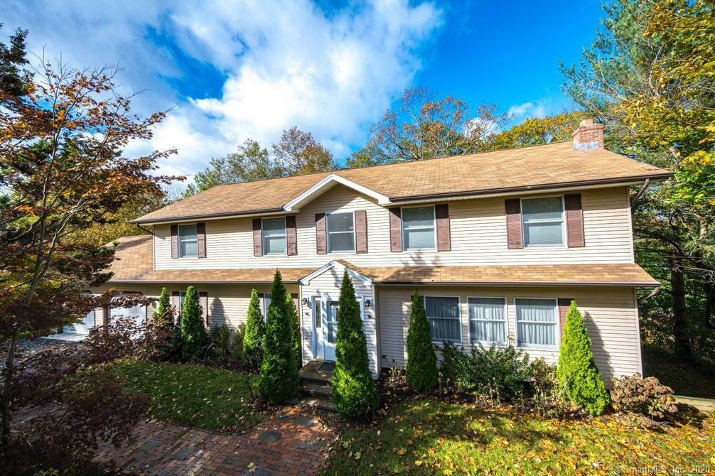 Property Photo:  1322 Ridge Road  CT 06473 