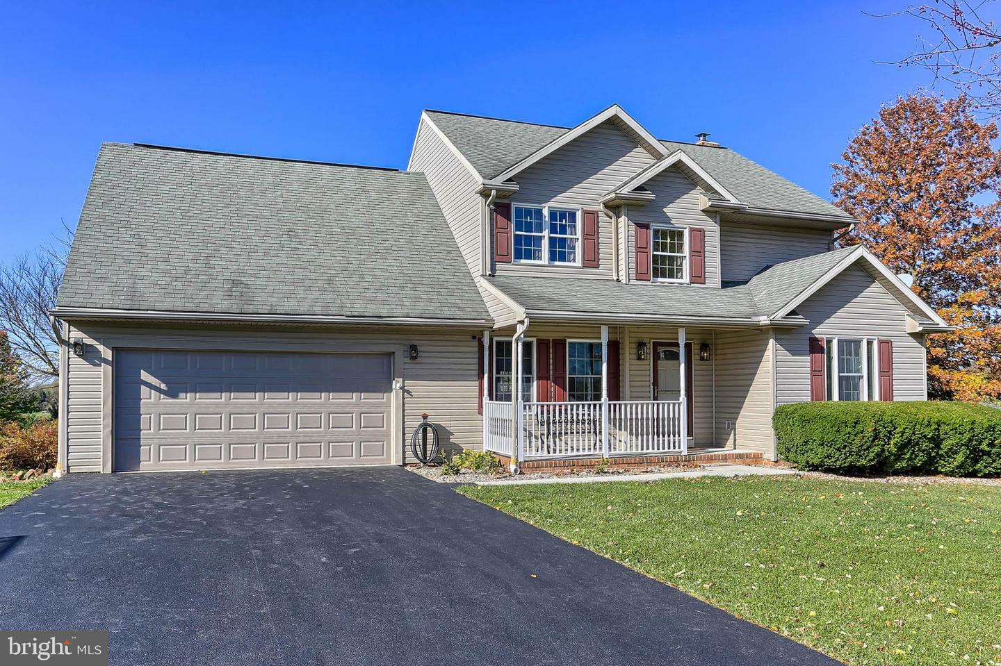 Property Photo:  50 Fox Tail Drive  PA 17331 