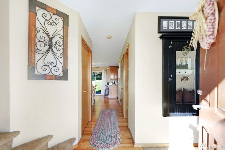 Property Photo: 11829 28th St SE WA 98258