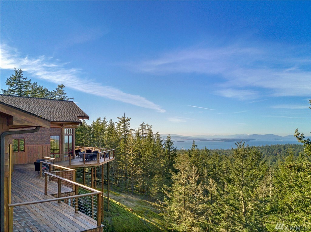 Property Photo:  153 Nighthawk Lane  WA 98250 