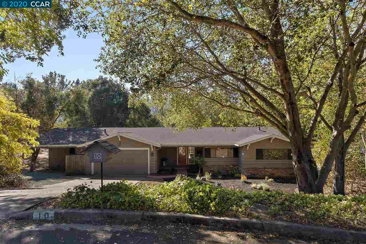 Property Photo:  10 Chelton Ct  CA 94563 