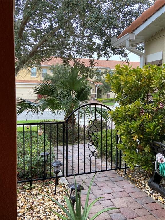 Property Photo:  2098 Bent Grass Avenue  FL 34761 