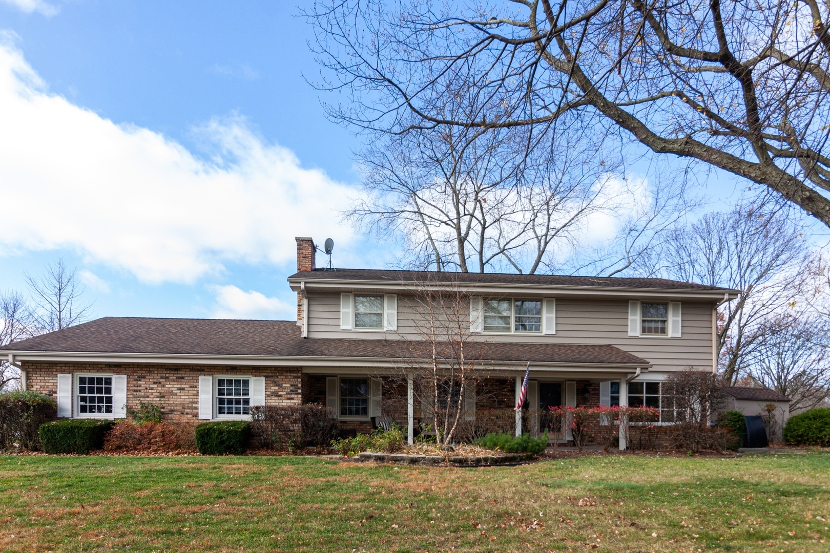 Property Photo: 6910 Lyman Avenue IL 60516