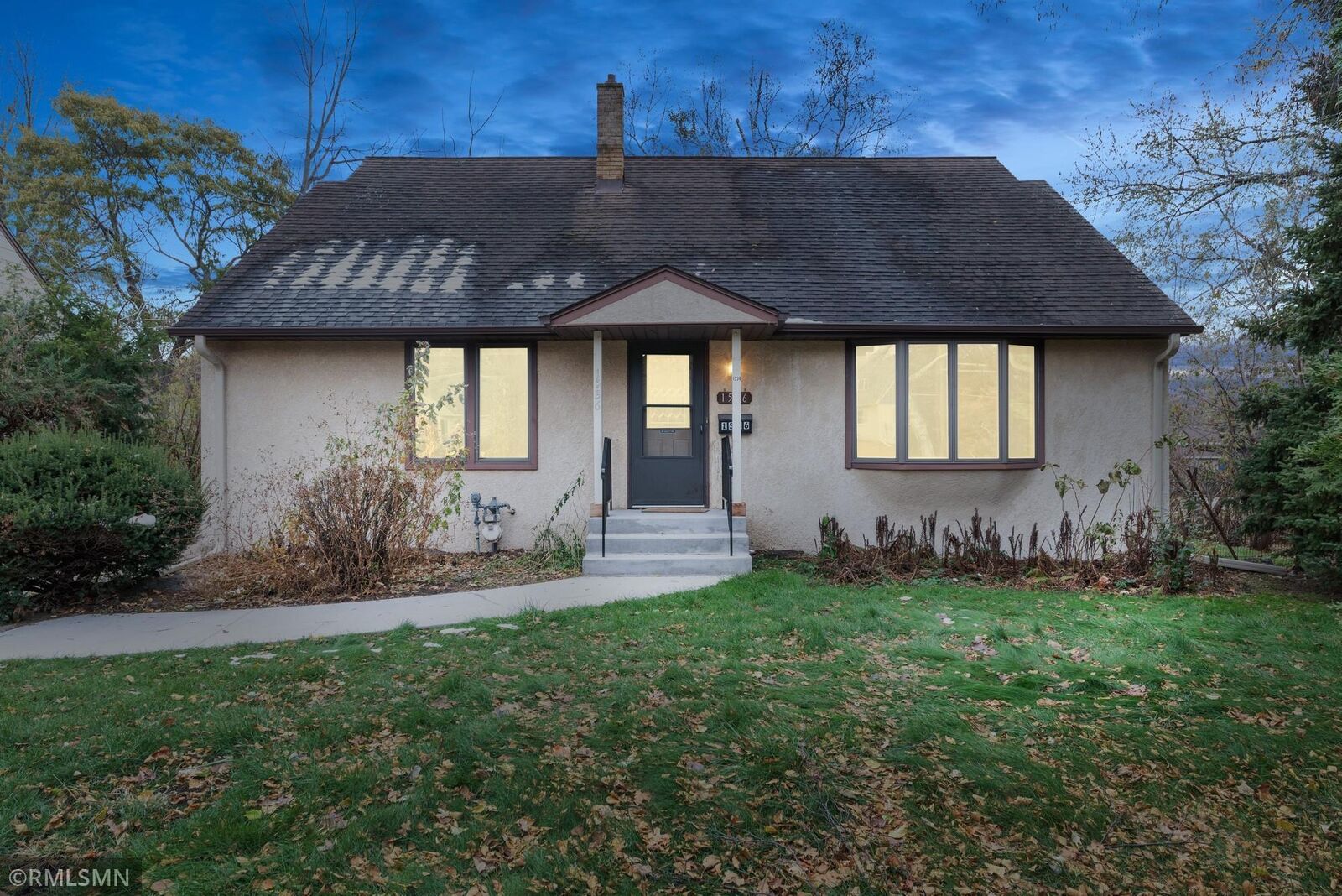 Property Photo: 1536 Burns Avenue MN 55106
