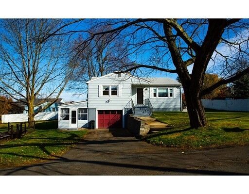 Property Photo:  17 Alton Rd  MA 01844 