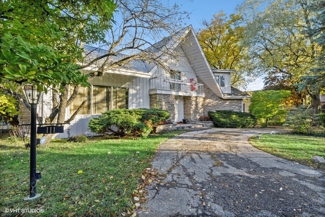 Property Photo: 111 Murphy Lake Road IL 60068
