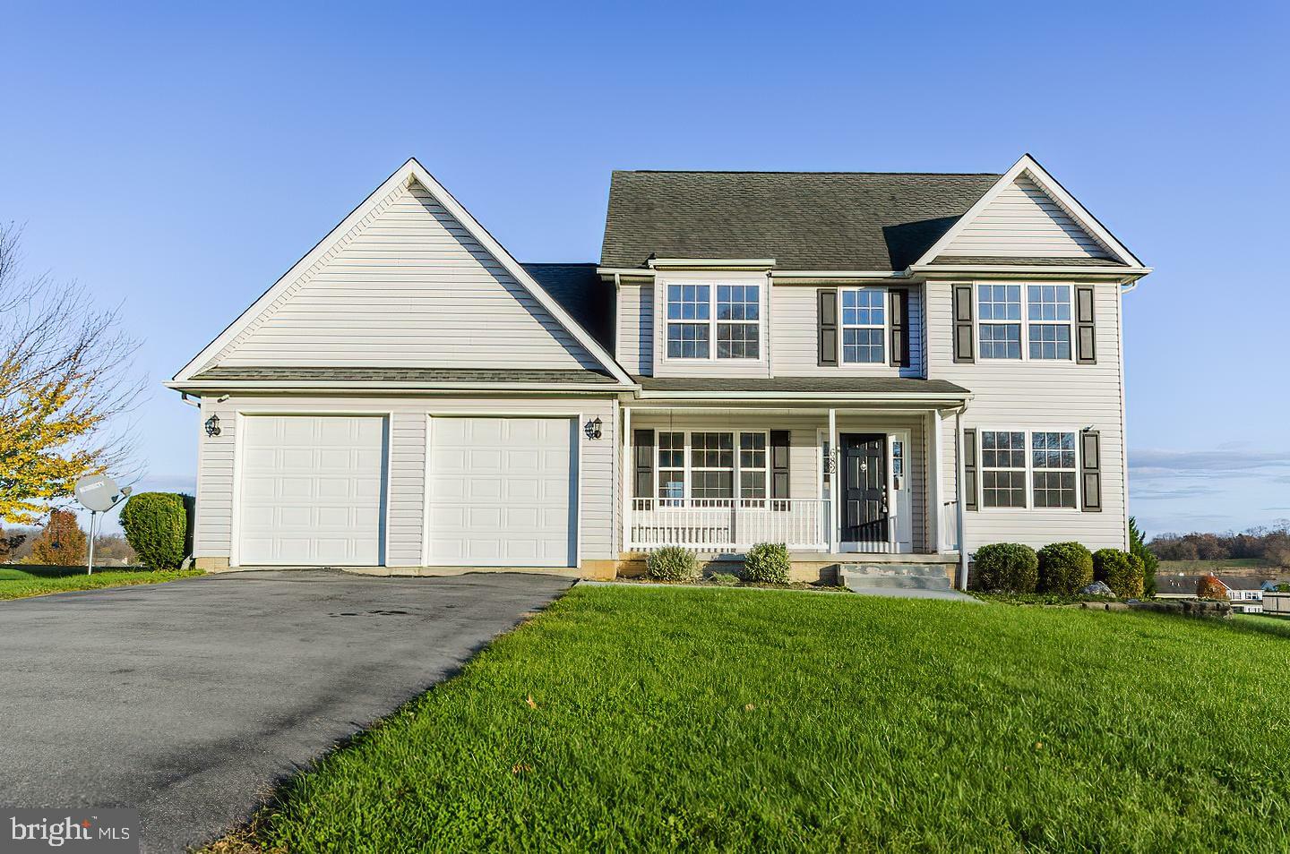 Property Photo: 682 Braeburn Drive WV 25403