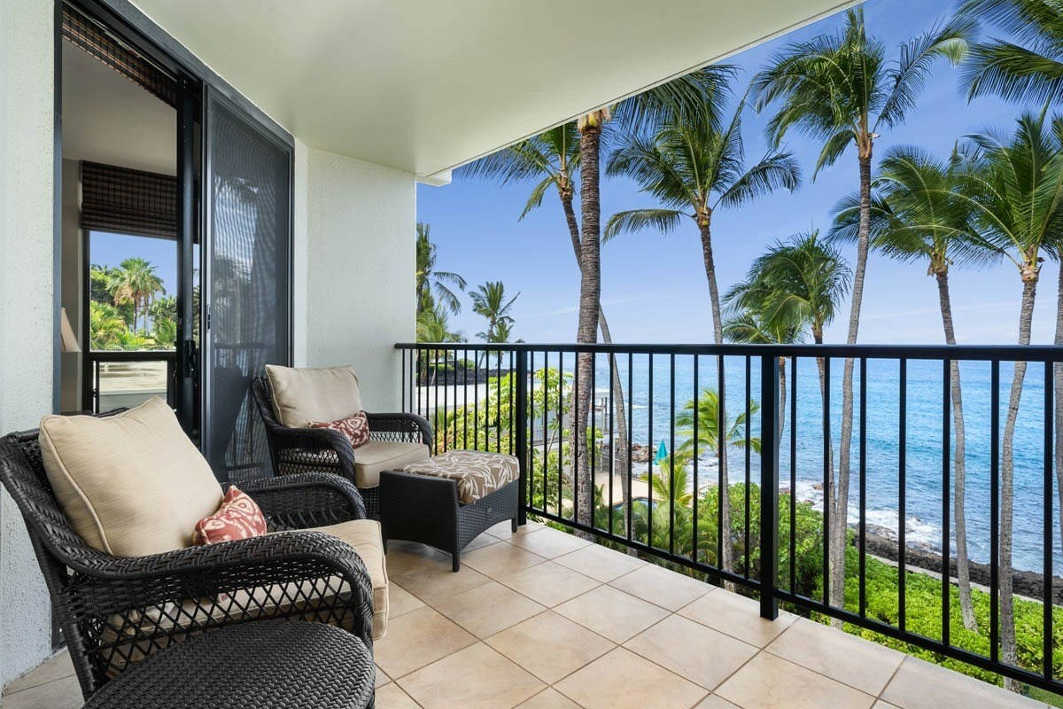 Property Photo:  75-6106 Alii Dr 301  HI 96740 