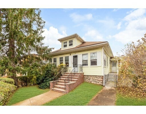 Property Photo: 174 Fulton St MA 02155