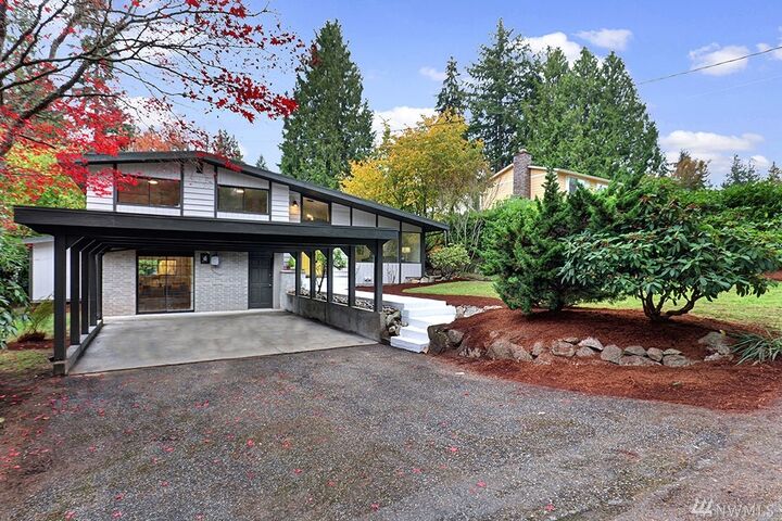 Property Photo:  19813 88th Ave W  WA 98026 