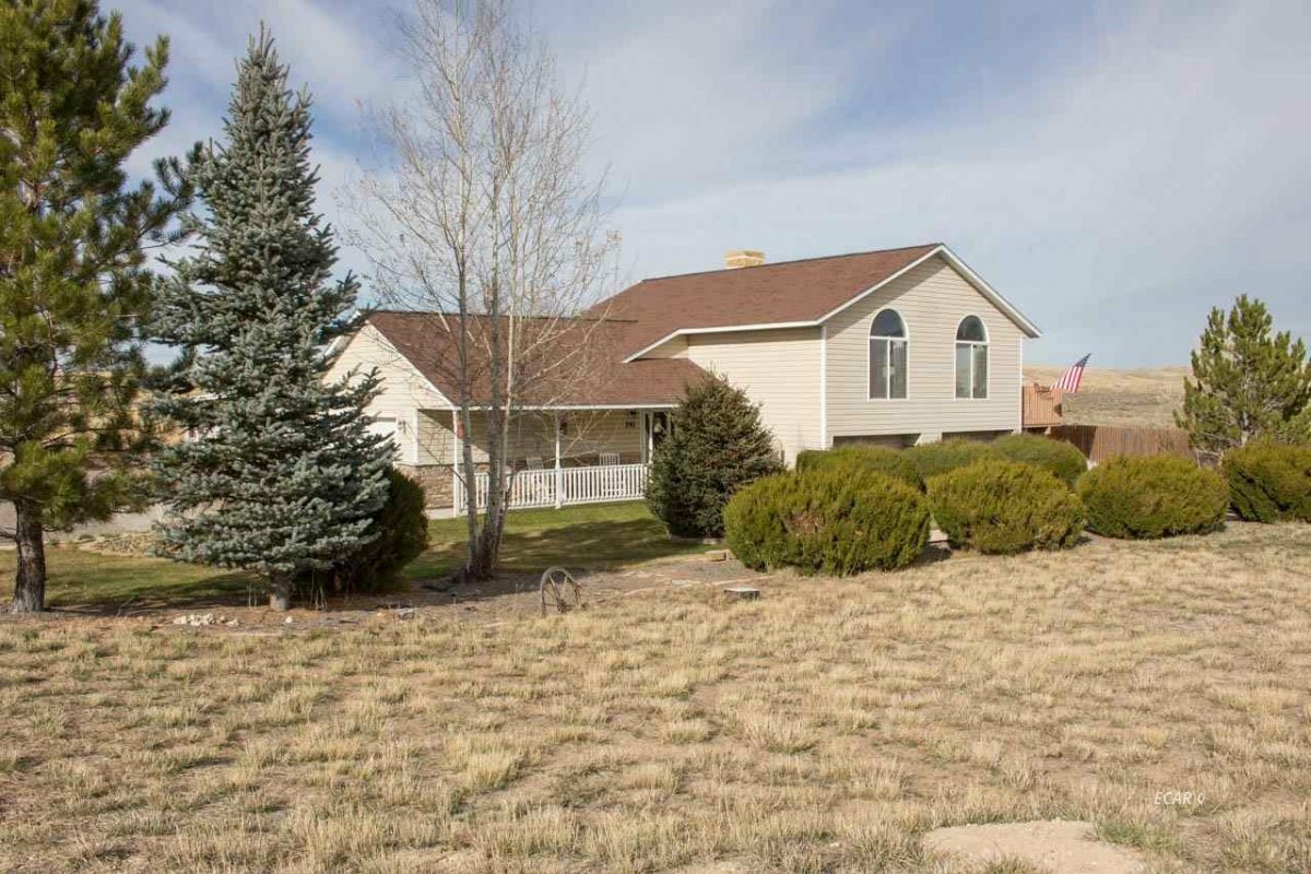 Property Photo:  141 Glenvista Dr  NV 89815 