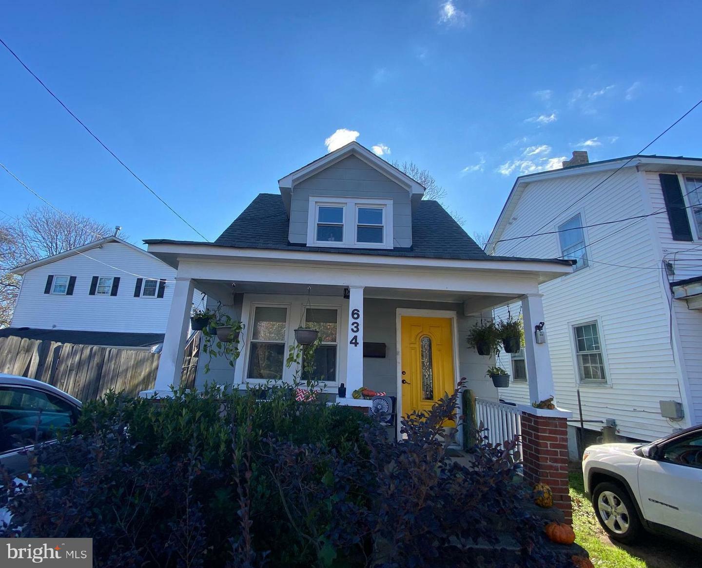 Property Photo:  634 Pelham Street  VA 22401 