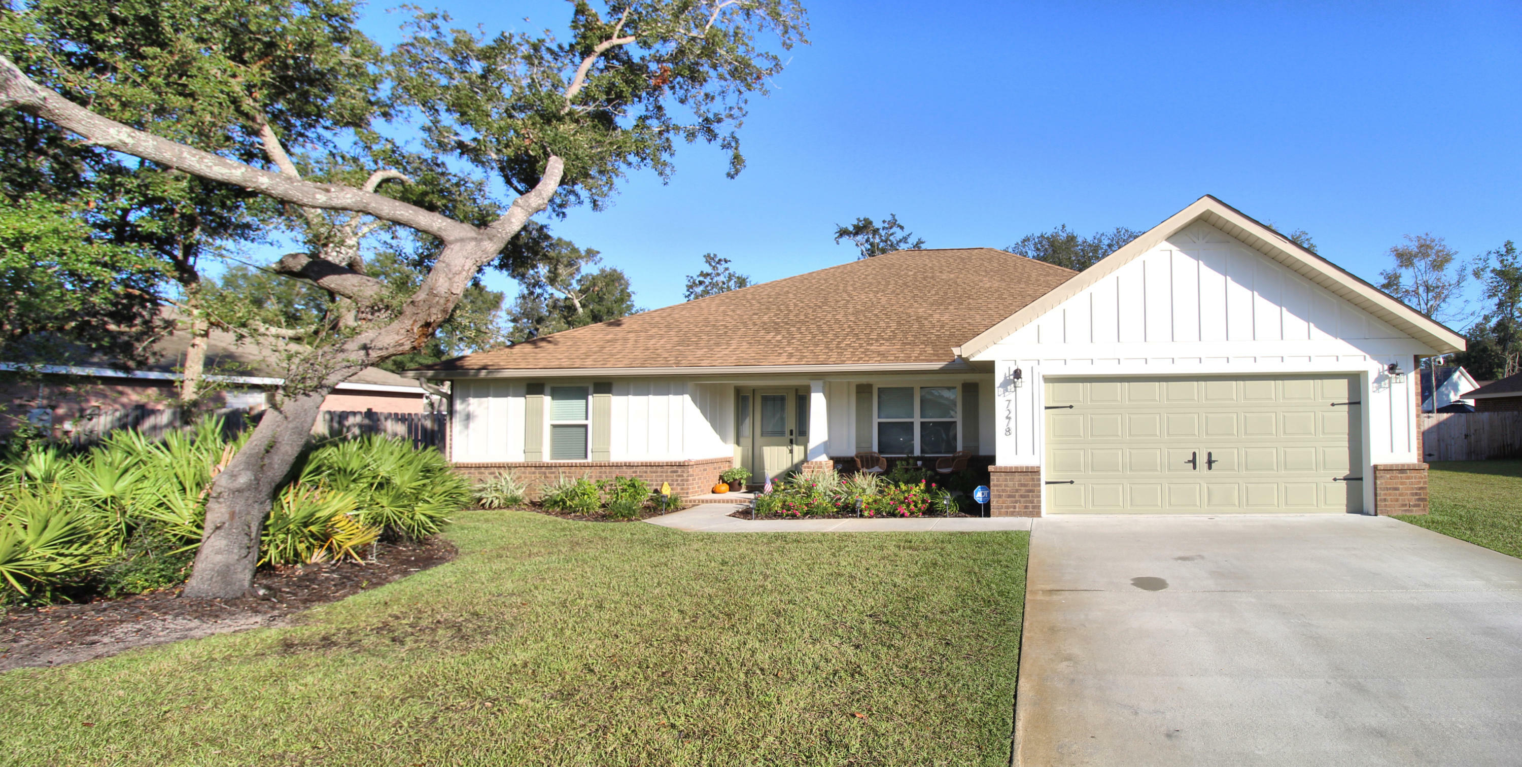 Property Photo:  7278 Mossy Oaks Drive  FL 32566 