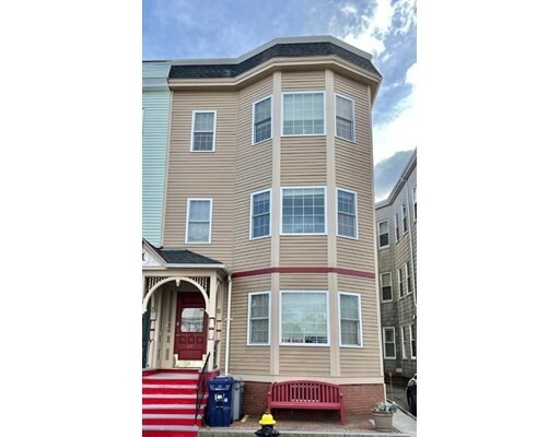 Property Photo: 651 E 6th Street 3 MA 02127