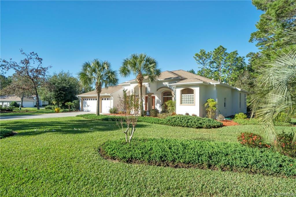 Property Photo:  2 Cupania Court  FL 34446 