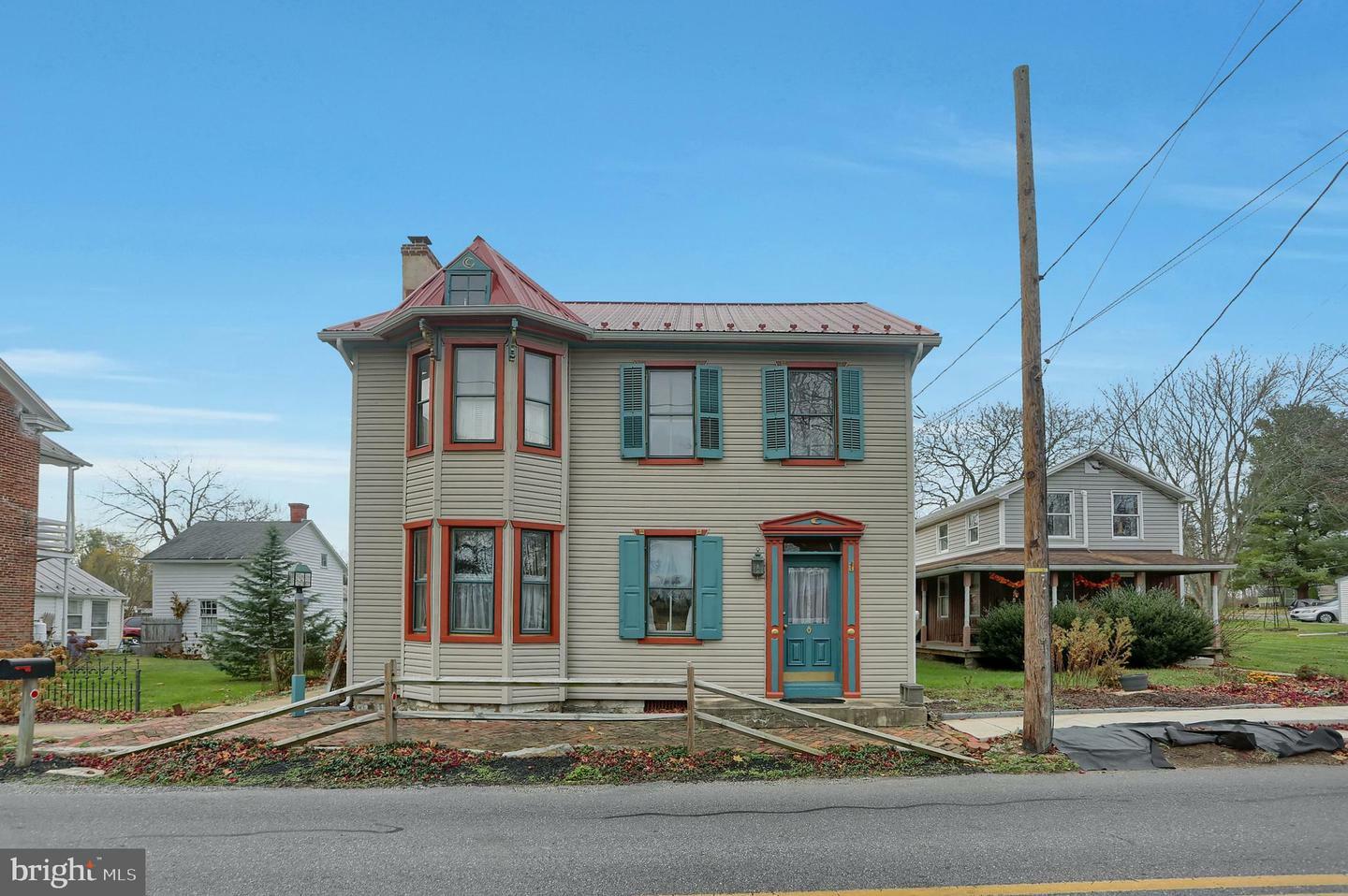 Property Photo:  318 Old Stonehouse Road S  PA 17007 