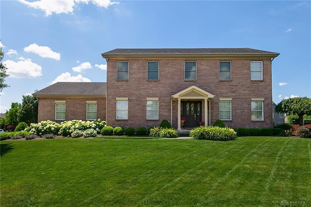 Property Photo: 847 Aspen Drive OH 45371