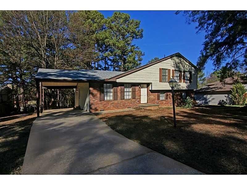 Property Photo: 5765 Twain Drive GA 30294