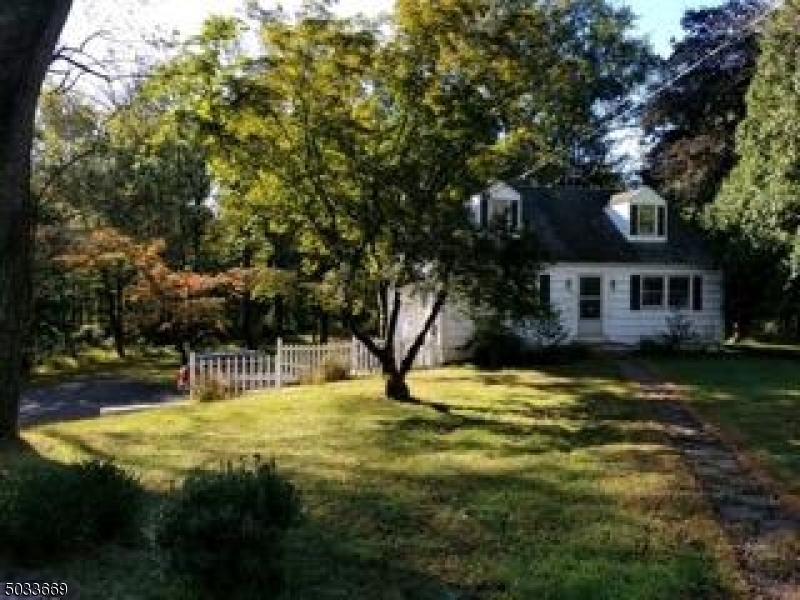 Property Photo:  370 Lyons Rd  NJ 07920 