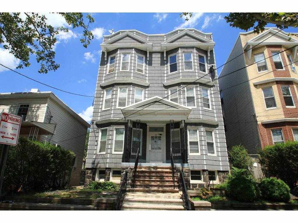 Property Photo:  22 Charles St 3R  NJ 07307 