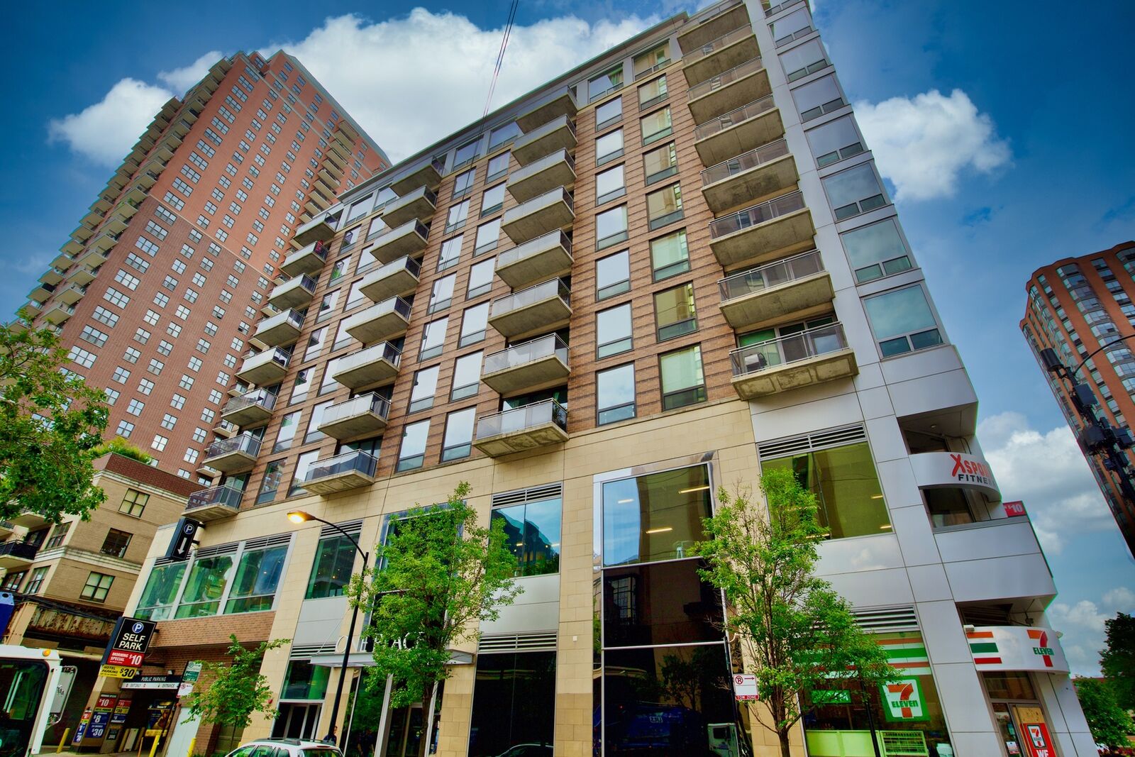 Property Photo: 1 E 8th Street 806 IL 60605