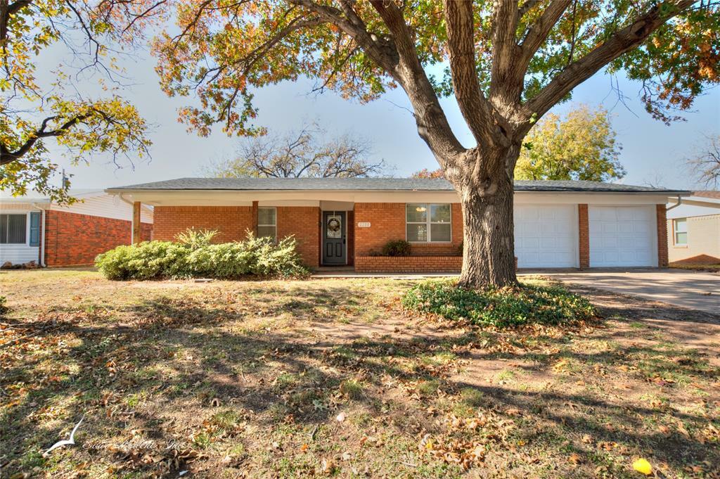 Property Photo:  2208 Glenwood Drive  TX 79605 