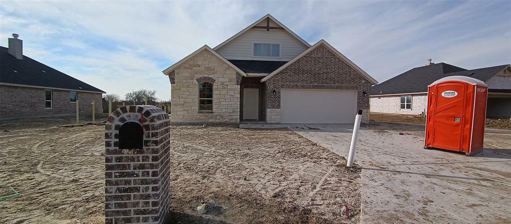 Property Photo:  400 Mesa Drive  TX 75453 