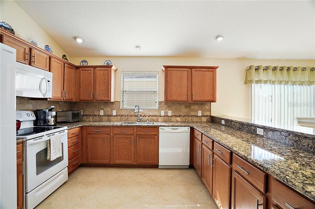 Property Photo:  2346 Nehaul Terrace  FL 32162 