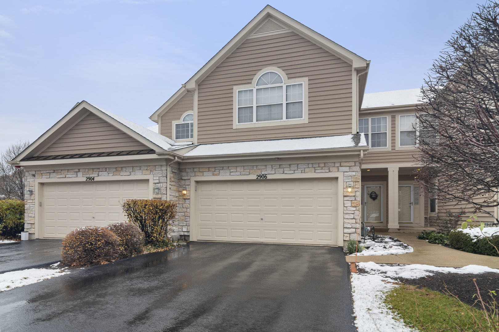 Property Photo: 2906 Brossman Street IL 60564