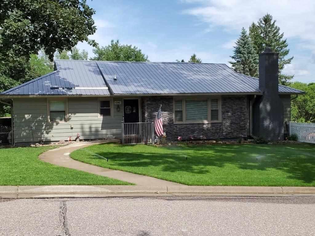 Property Photo:  1420 Barker St  WI 53913 