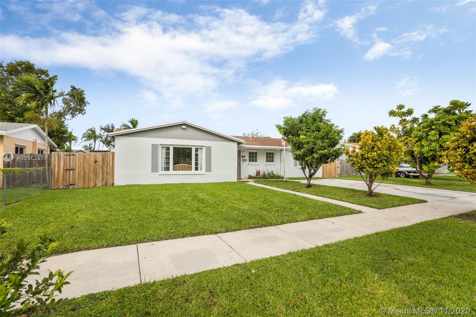 Property Photo:  9105 SW 182nd St  FL 33157 