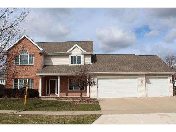 Property Photo:  224 E Apple Creek Rd  WI 54913-8497 