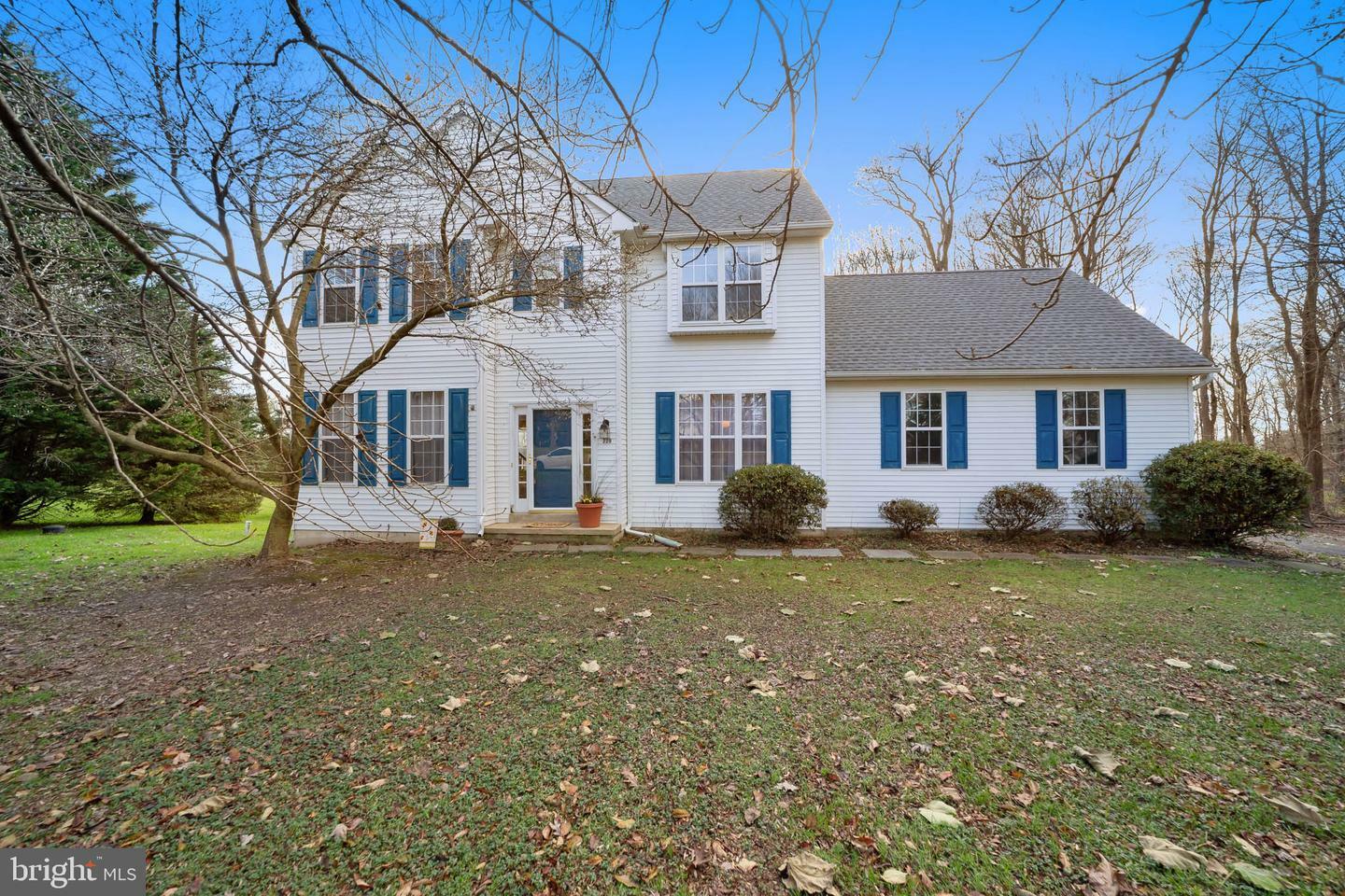 Property Photo: 229 Highland View Drive PA 19352