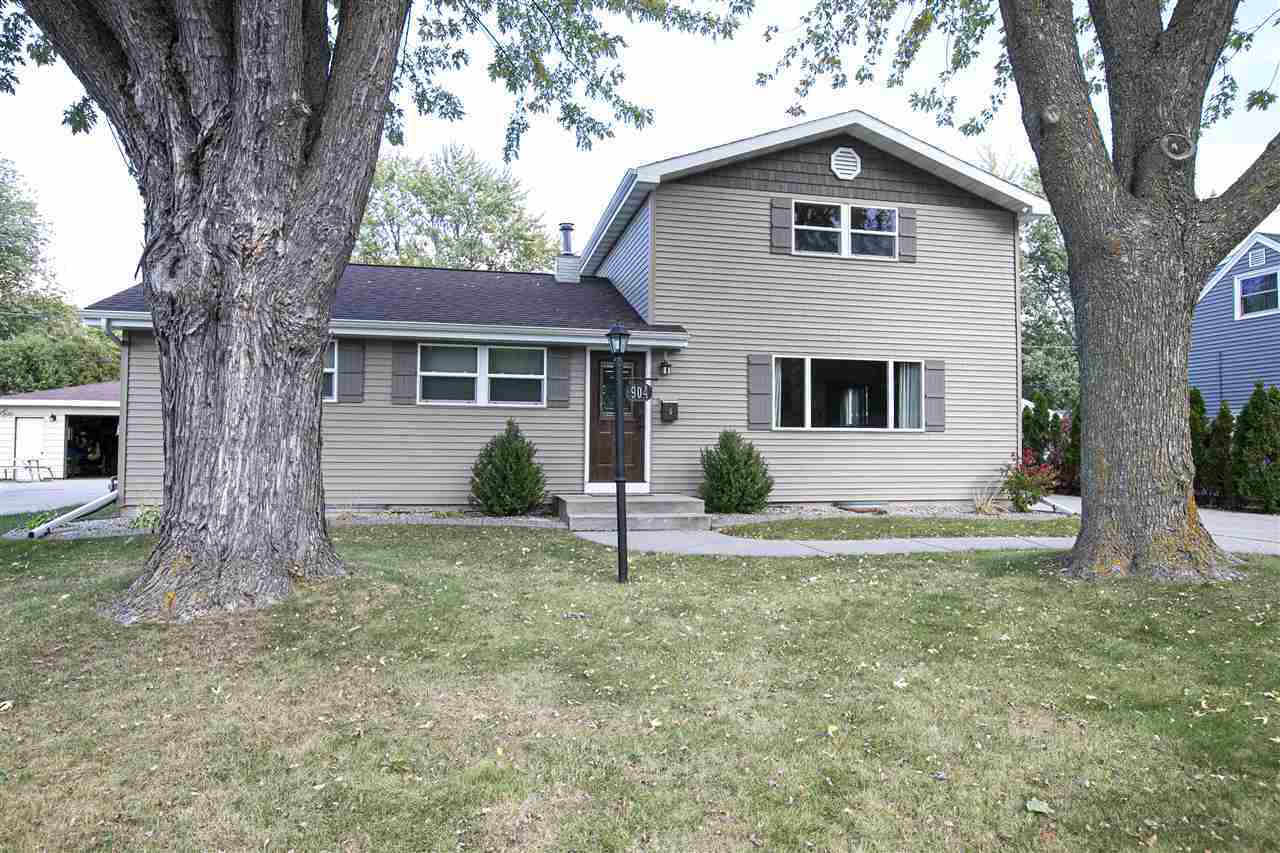 Property Photo:  904 Baldwin Street  WI 54956-3710 