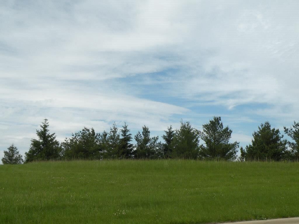 Property Photo: 301 Drumlin Loop WI 54971