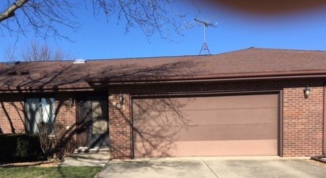 Property Photo: 803 Shagbark Road 803 IL 60451