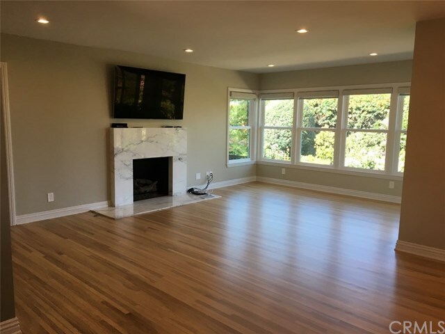 Property Photo: 613 Camino De Encanto CA 90277